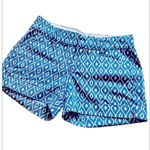 DEAR JOHN Blue and White Bermuda Shorts Vibrant Geometric Design